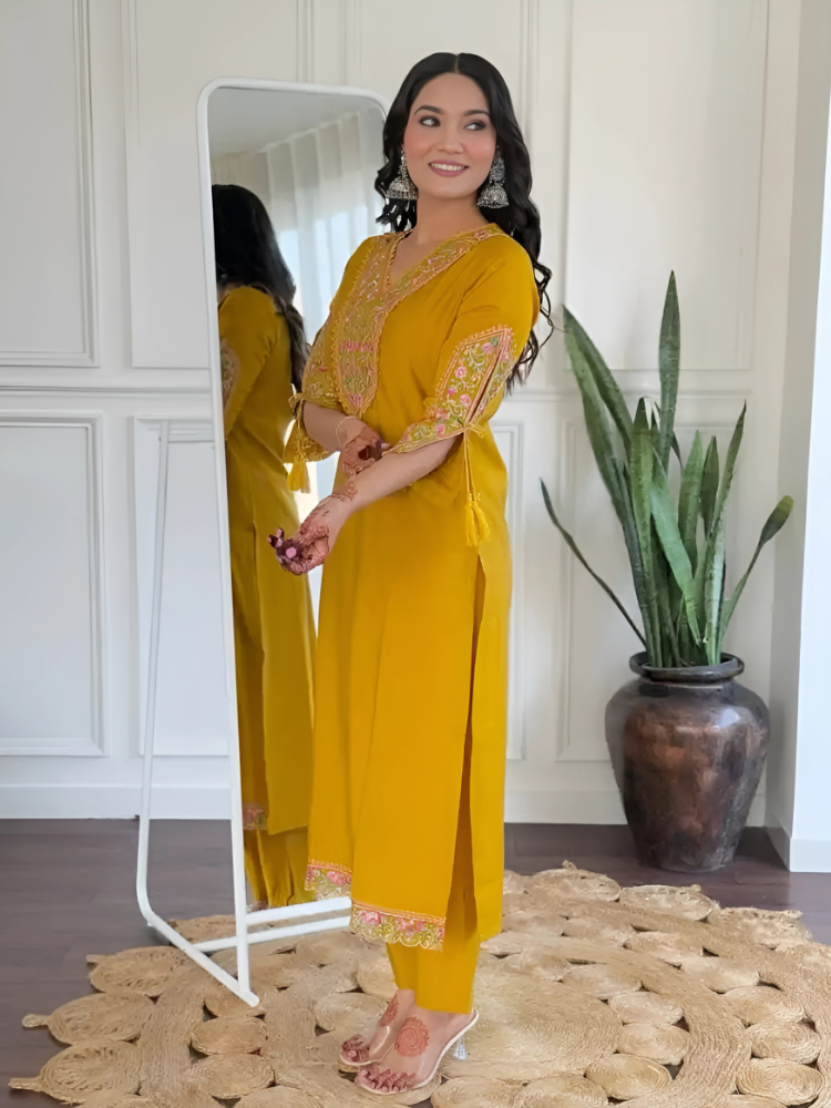 Straight Kurti Sets