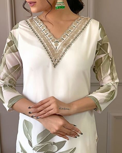 DOLLY – Elegant Muslin 3-Piece Set with Leafy Minimalist Print