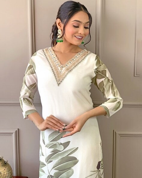 DOLLY – Elegant Muslin 3-Piece Set with Leafy Minimalist Print