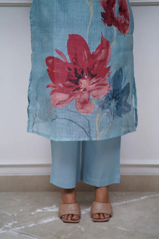 Pankhudi Blue Floral Kurta Set – Chanderi Cotton Elegance