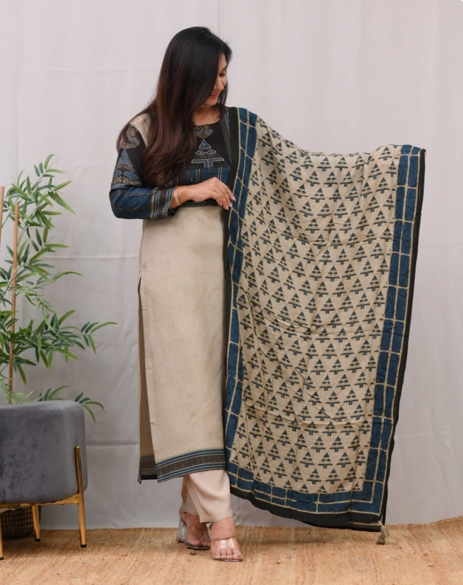 Pushpa – Elegant Linen Cotton Straight Kurta Set