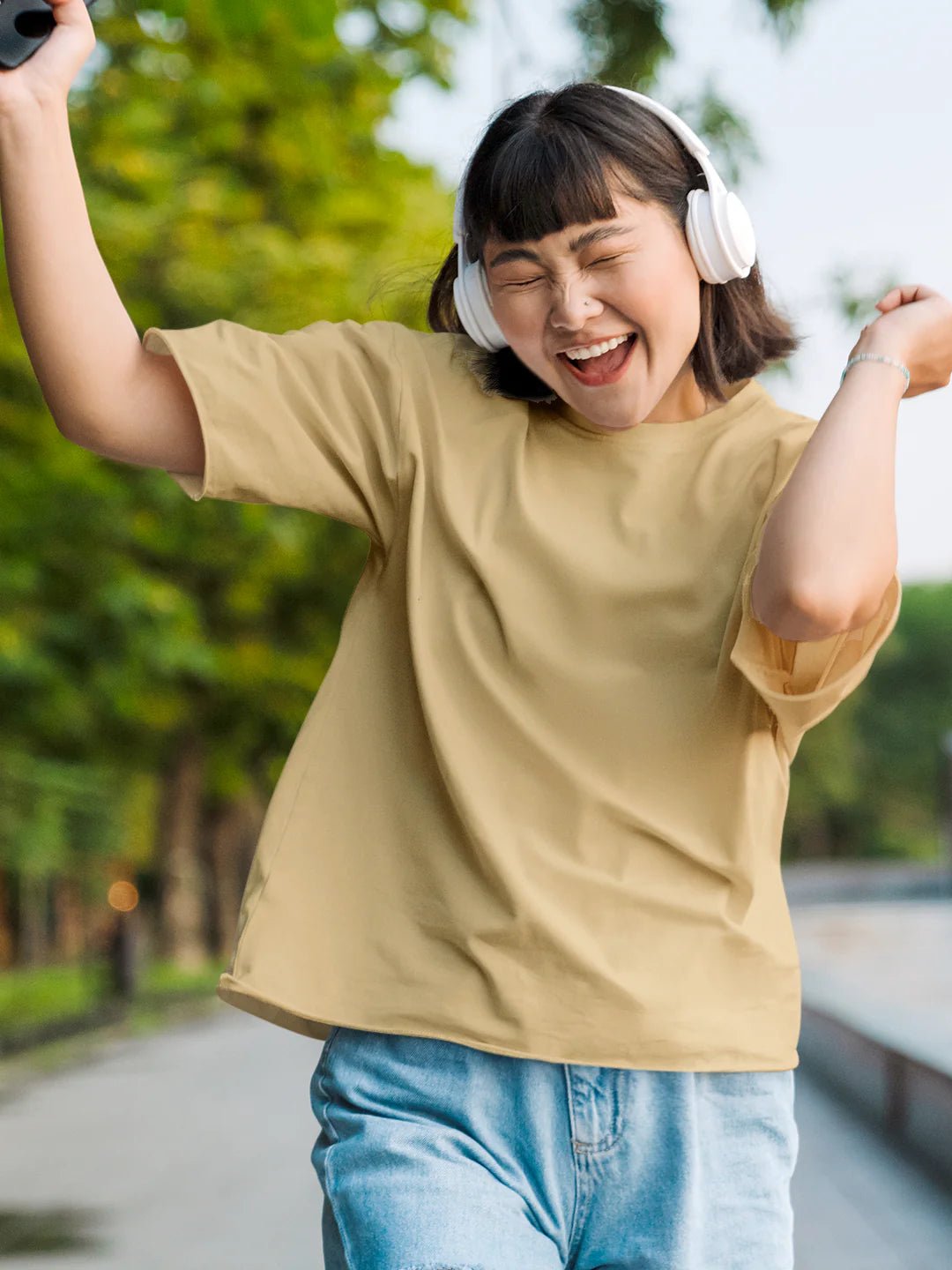 Women's Beige Oversized T-Shirt | Casual Relaxed Fit Cotton Tee - Wearified